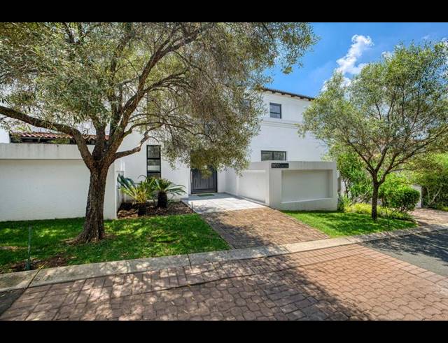 5 BEDROOM HOUSE FOR SALE IN DAINFERN GOLF ESTATE